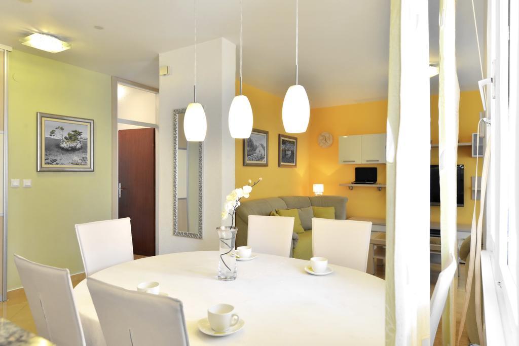 Cozy Beach Apartment Split Exterior foto